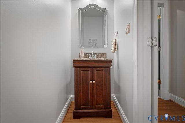 8919 First Branch Ln, Chesterfield, VA 23838