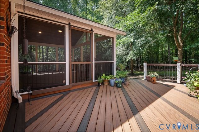 8919 First Branch Ln, Chesterfield, VA 23838
