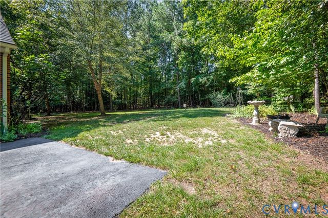 8919 First Branch Ln, Chesterfield, VA 23838