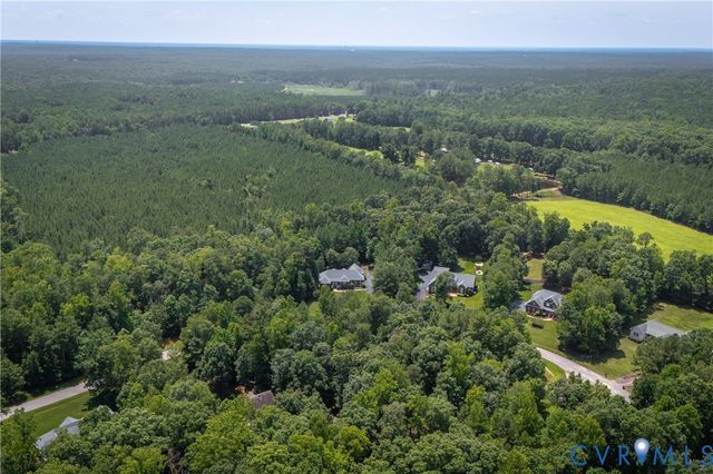 8919 First Branch Ln, Chesterfield, VA 23838
