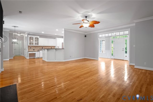 8919 First Branch Ln, Chesterfield, VA 23838