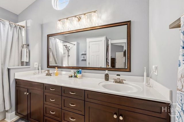 167 E. Perry Drive, Richmond Hill, GA 31324