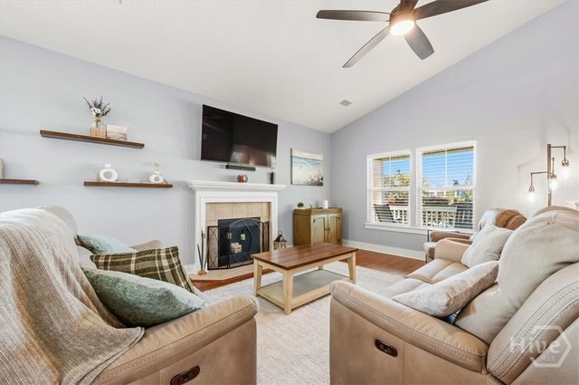 167 E. Perry Drive, Richmond Hill, GA 31324