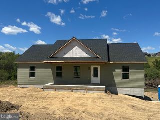 2701 TIMBER RIDGE RD, Capon Bridge, WV 26711