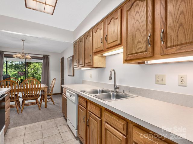 3541 Willow Creek Road, Hendersonville, NC 28739