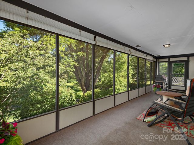 3541 Willow Creek Road, Hendersonville, NC 28739