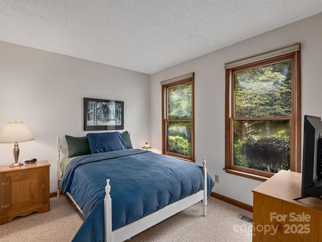 3541 Willow Creek Road, Hendersonville, NC 28739