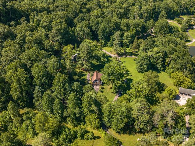 3541 Willow Creek Road, Hendersonville, NC 28739