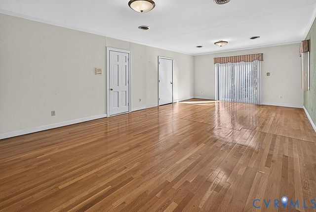 11701 Holly Hill Rd, Chester, VA 23831