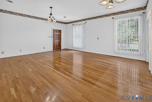 11701 Holly Hill Rd, Chester, VA 23831