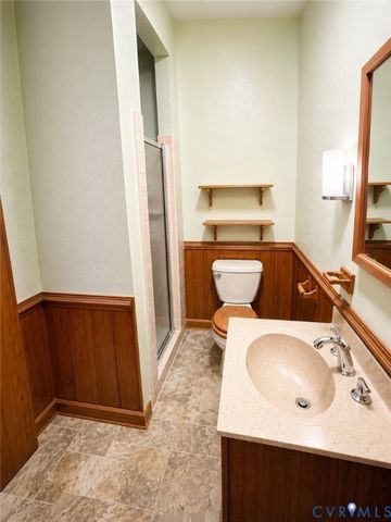11701 Holly Hill Rd, Chester, VA 23831