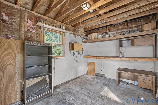 11701 Holly Hill Rd, Chester, VA 23831