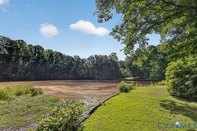 11701 Holly Hill Rd, Chester, VA 23831
