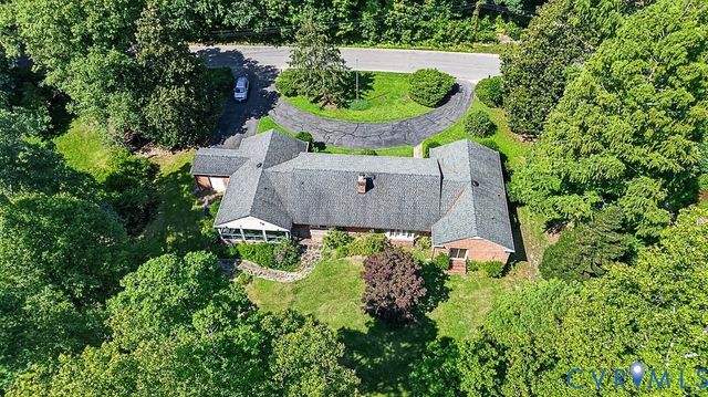 11701 Holly Hill Rd, Chester, VA 23831