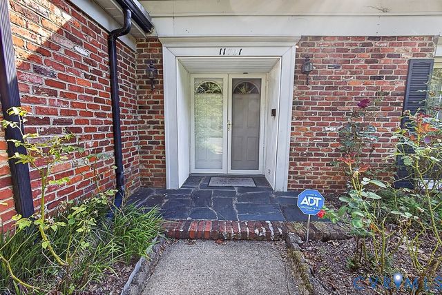 11701 Holly Hill Rd, Chester, VA 23831