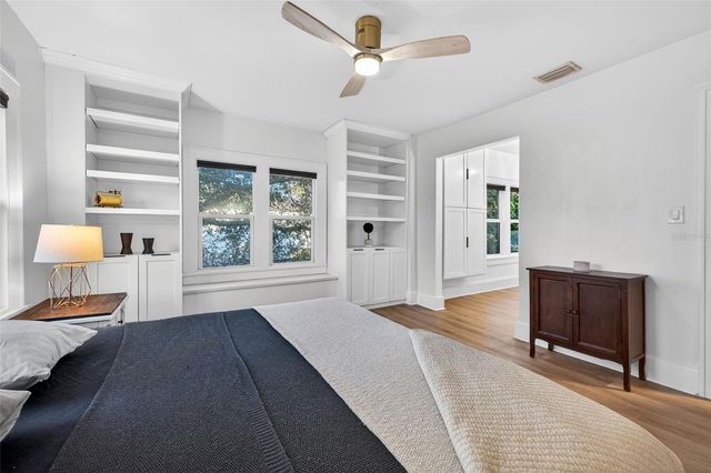 6566 1ST AVENUE S, St Petersburg, FL 33707