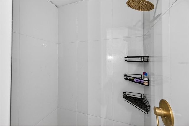 6566 1ST AVENUE S, St Petersburg, FL 33707