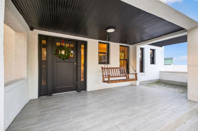 6566 1ST AVENUE S, St Petersburg, FL 33707