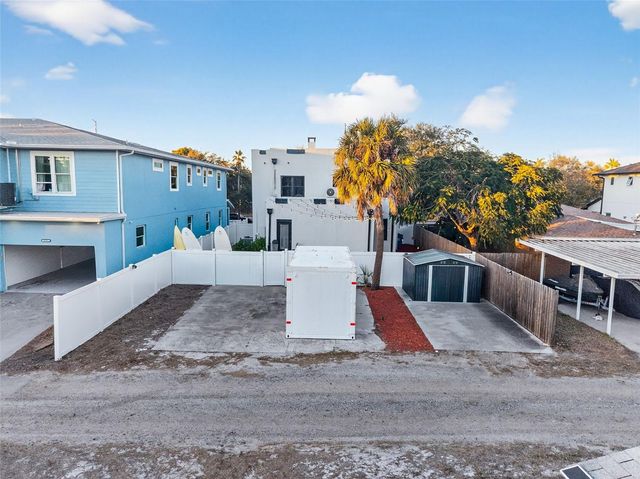 6566 1ST AVENUE S, St Petersburg, FL 33707