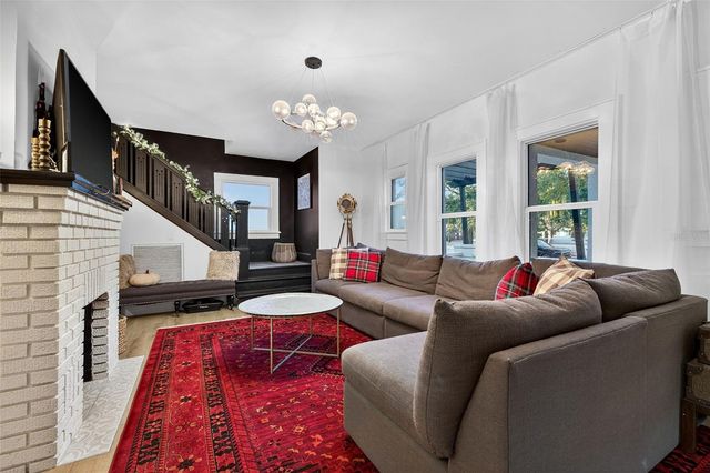 6566 1ST AVENUE S, St Petersburg, FL 33707