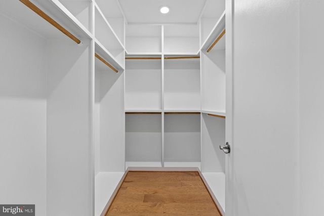 309 PARK ST NE, Vienna, VA 22180