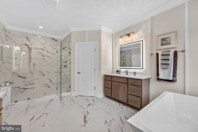 309 PARK ST NE, Vienna, VA 22180