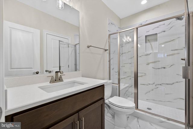 309 PARK ST NE, Vienna, VA 22180