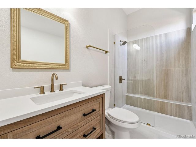 5211 E 119th Ct, Thornton, CO 80233