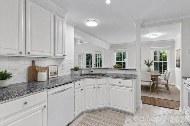 4818 Whistling Oak Court, Charlotte, NC 28269