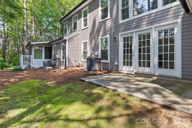 4818 Whistling Oak Court, Charlotte, NC 28269