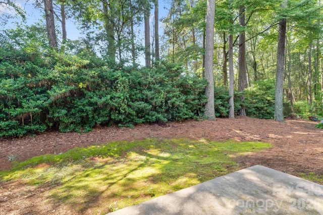 4818 Whistling Oak Court, Charlotte, NC 28269
