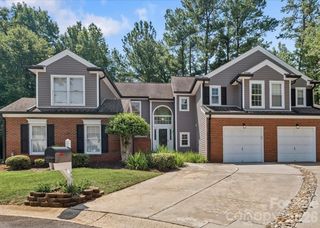 4818 Whistling Oak Court, Charlotte, NC 28269