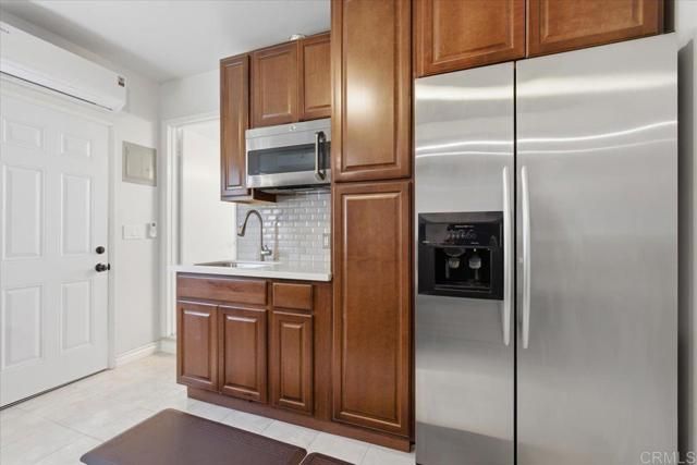 1915 Edith Drive, Escondido, CA 92026