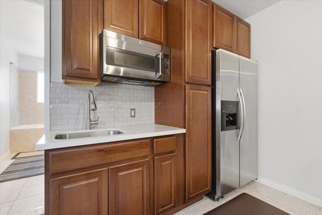 1915 Edith Drive, Escondido, CA 92026