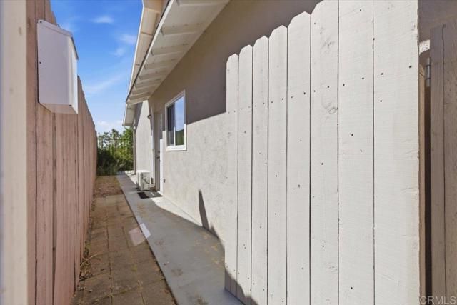 1915 Edith Drive, Escondido, CA 92026