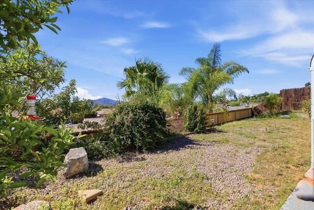 1915 Edith Drive, Escondido, CA 92026