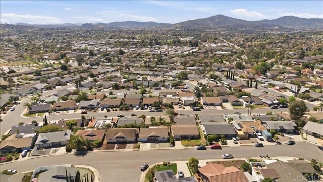 1915 Edith Drive, Escondido, CA 92026