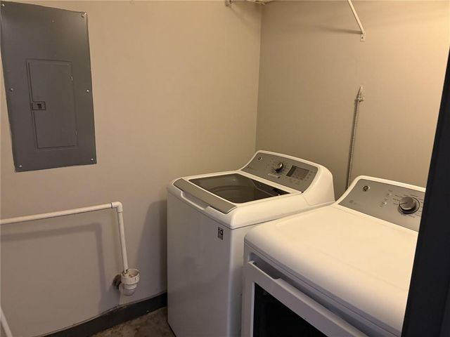 620 Glen iris NE 207, Atlanta, GA 30308