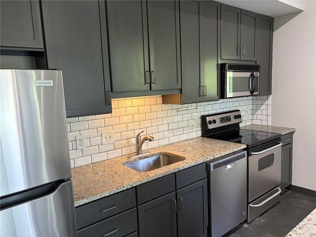 620 Glen iris NE 207, Atlanta, GA 30308