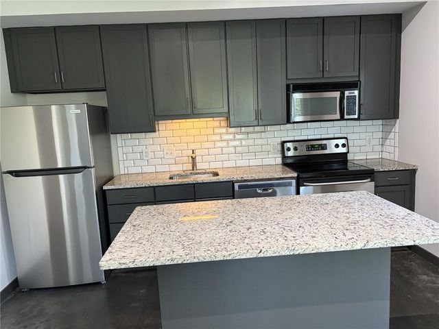 620 Glen iris NE 207, Atlanta, GA 30308