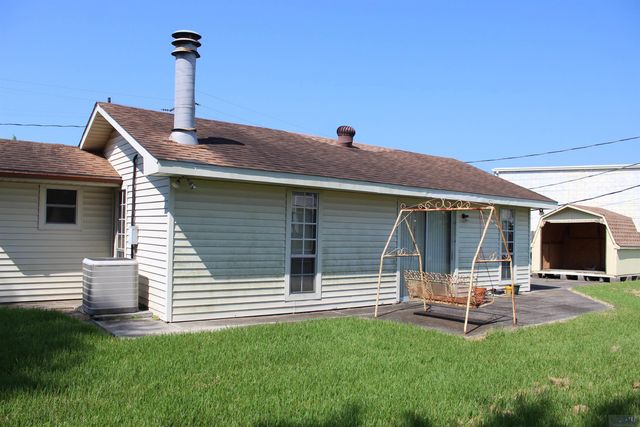 1419 Acadian Dr, Houma, LA 70363