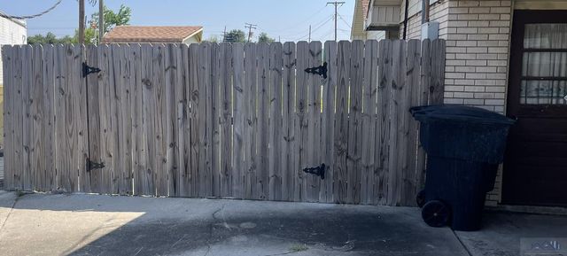 1419 Acadian Dr, Houma, LA 70363