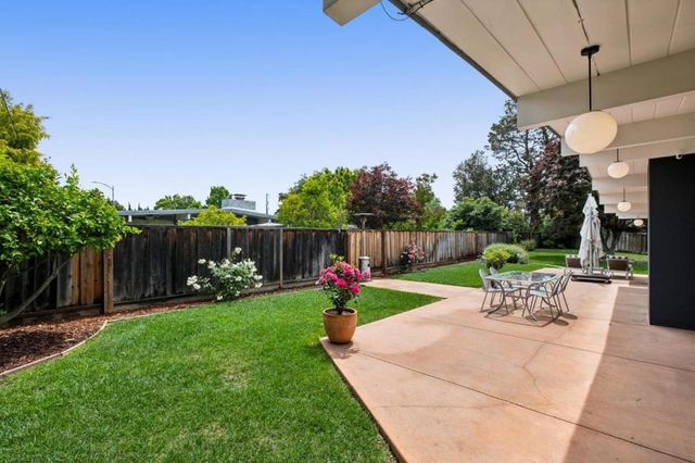 1234 Mcintosh Court, Sunnyvale, CA 94087