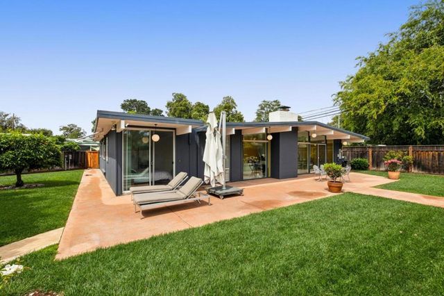 1234 Mcintosh Court, Sunnyvale, CA 94087