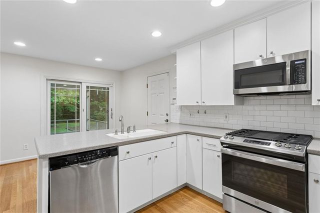4775 Merlendale Court NW, Sandy Springs, GA 30327