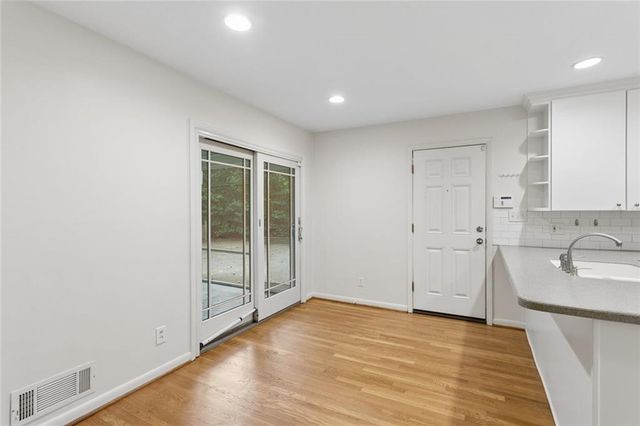4775 Merlendale Court NW, Sandy Springs, GA 30327