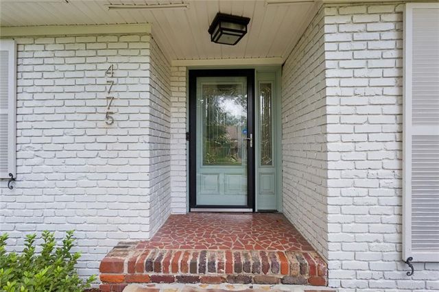 4775 Merlendale Court NW, Sandy Springs, GA 30327