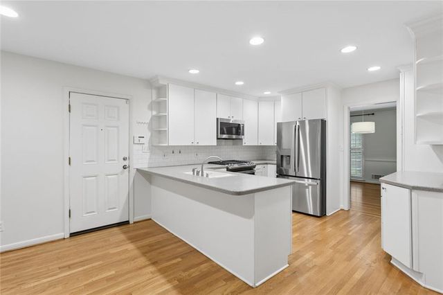 4775 Merlendale Court NW, Sandy Springs, GA 30327