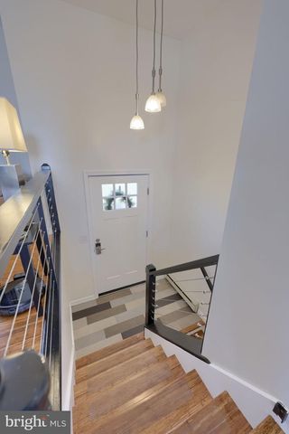 433 SLEEPY HOLLOW DR, Mohrsville, PA 19541