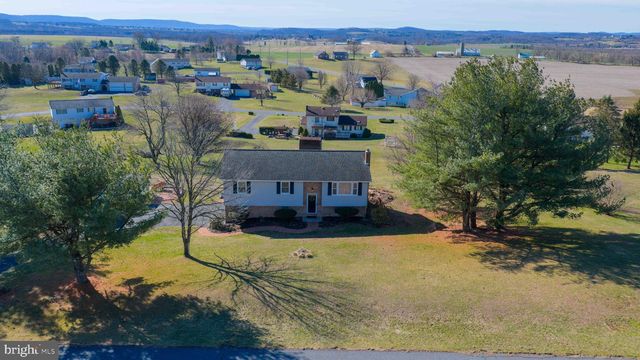 433 SLEEPY HOLLOW DR, Mohrsville, PA 19541